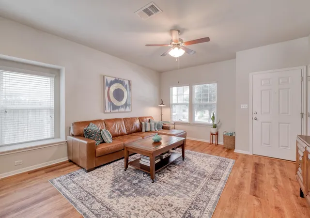 Listing Photo 5 - Condo for sale in building located at 18003 Malnati, Pflugerville, TX 78660 - Unit #83