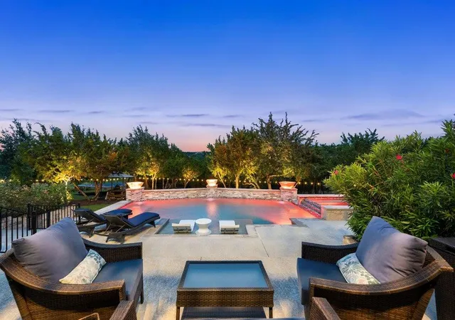 Photo 1 of Single family home for sale at 215 Lodestone Ln, Austin, TX 78738 | MLS# 5462326 | Listing updated on 2026-08-17