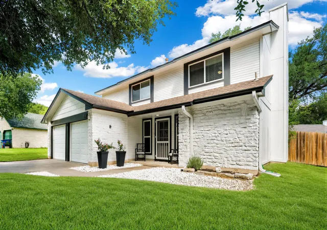 Photo 1 of Single family home for sale at 8536 Birmingham Dr, Austin, TX 78748 | MLS# 5471794 | Listing updated on 2026-10-25