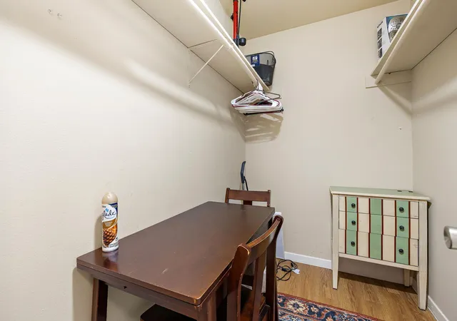 image of 1000 W 26Th St, Austin, TX 78705