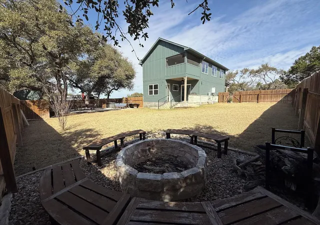 Photo 4 of Single family home for sale at 11605 Fitzhugh Rd, Austin, TX 78736 | MLS# 3410667 | Listing updated on 2026-08-25