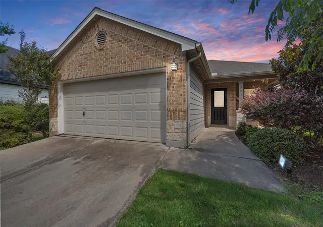 3rd image of 5036 Lexington Meadow Ln, Del Valle, TX 78617 | MLS# 1313580