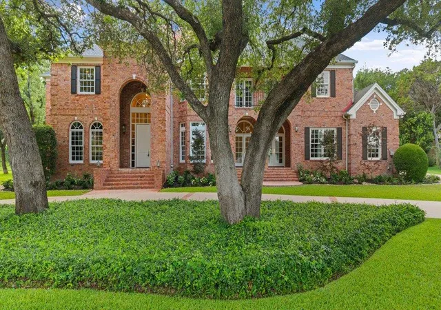 Photo 2 of Mansion for sale at 3608 Woodcutters Way, Austin, TX 78746 | MLS# 8392201 | Listing updated on 2026-09-06