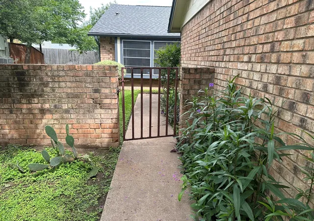 2nd image of 9217 Singing Quail Dr #8E, Austin, TX 78758 | MLS# 2356357