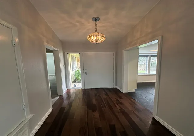 4th image of 9217 Singing Quail Dr #8E, Austin, TX 78758 | MLS# 2356357