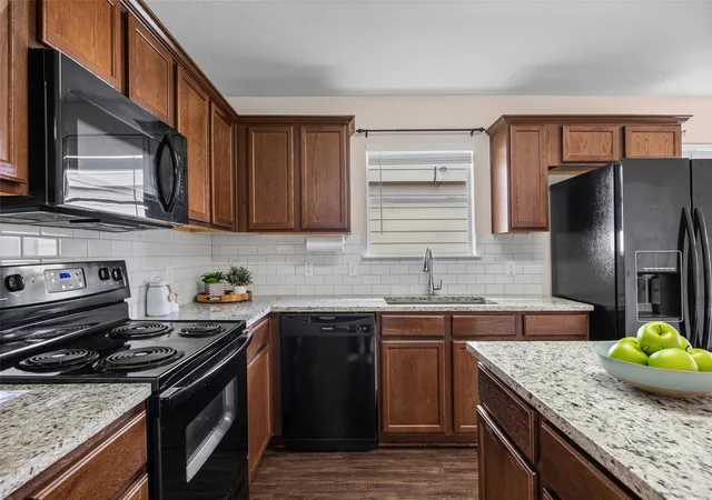 Photo 2 of Single family home for sale at 11509 Autumn Ash Dr, Manchaca, TX 78652 | MLS# 5219644 | Listing updated on 2026-10-08