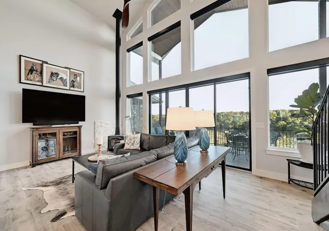4th image of 26815 Blue Cove Rd, Marble Falls, TX 78654 | MLS# 6120426