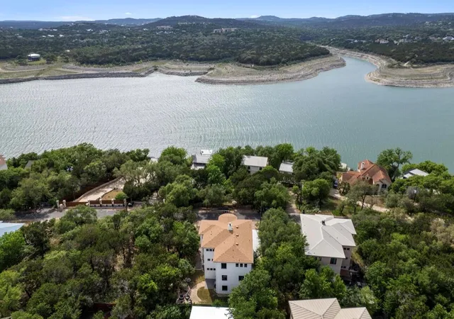 Photo 3 of Single family home for sale at 8117 Joy Rd, Volente, TX 78641 | MLS# 1558221 | Listing updated on 2026-06-27