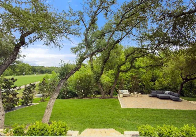 Photo 3 of Mansion for sale at 28 Club Ests Pkwy, The Hills, TX 78738 | MLS# 7177412 | Listing updated on 2026-09-30