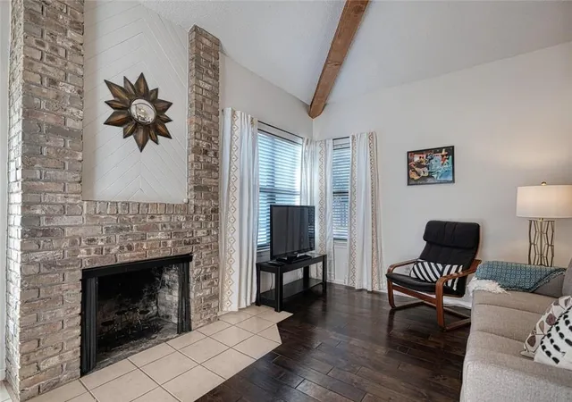 3rd image of 1748 Ohlen Rd #74, Austin, TX 78757 | MLS# 8405533