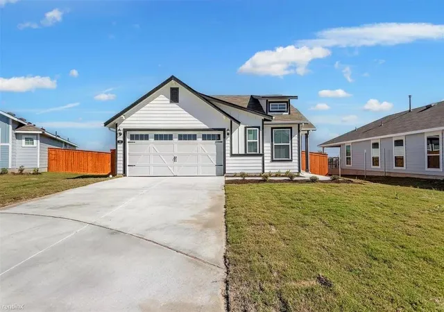 3rd image of 341 W Spiny Lizard Ln W, San Marcos, TX 78666 | MLS# 5164447