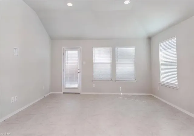 5th image of 341 W Spiny Lizard Ln W, San Marcos, TX 78666 | MLS# 5164447