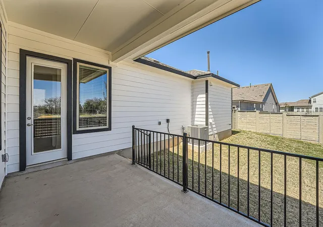 10th image of 153 Adelton Blvd, Bastrop, TX 78602 | MLS# 6002018