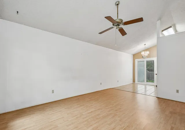 3rd image of 1015 E Yager Ln #2, Austin, TX 78753 | MLS# 4972958