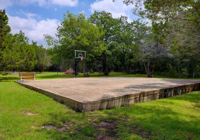37th image of 401 Mountain Crest Dr, Wimberley, TX 78676 | MLS# 7643568