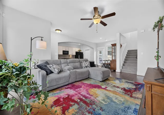 Listing Photo 4 - Condo for sale in building located at 710 Arrow Pt Dr, Cedar Park, TX 78613 - Unit #18