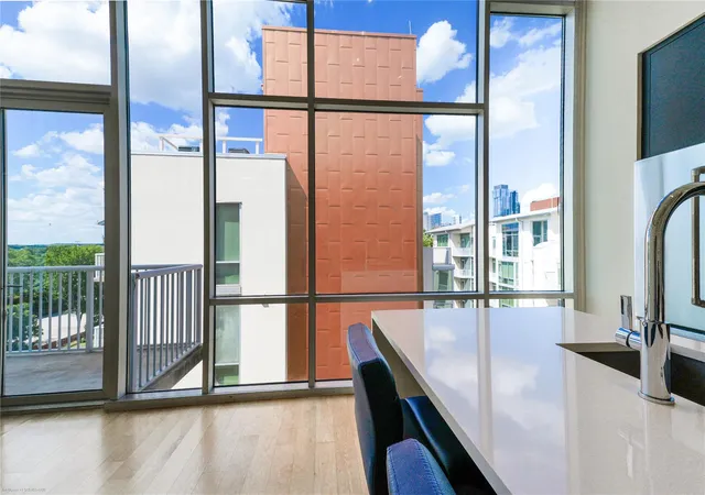 4th image of 1600 Barton Springs Rd #5601, Austin, TX 78704 | MLS# 3878803
