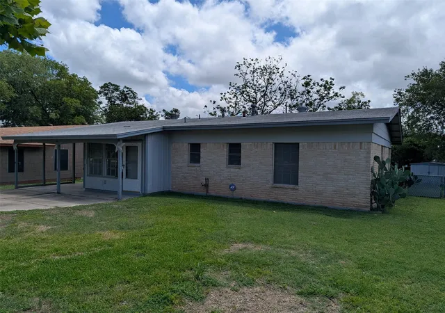 3rd image of 8507 Contour Dr, Austin, TX 78757 | MLS# 5052303