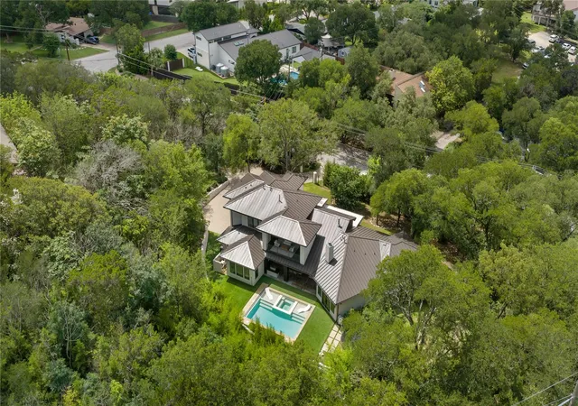Photo 1 of Single family home for sale at 5103 Rollingwood Dr, Rollingwood, TX 78746 | MLS# 4247924 | Listing updated on 2026-09-06