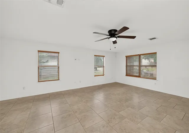 Photo 3 of Single family home for sale at 4912 Woodstock Dr, Georgetown, TX 78633 | MLS# 9862420 | Listing updated on 2026-09-27