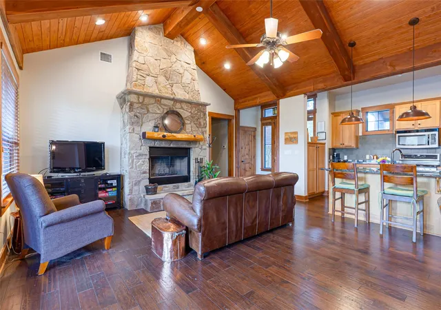 Photo 4 of Single family home for sale at 7404 Calming Ct, Jonestown, TX 78645 | MLS# 8779548 | Listing updated on 2026-08-23