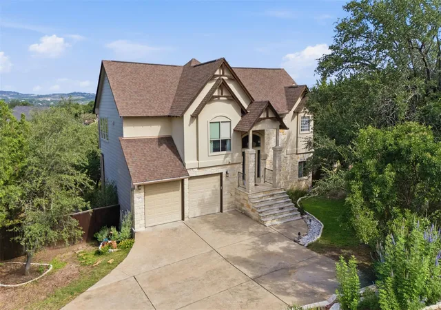 2nd image of 700 Augusta Cir N, Lago Vista, TX 78645 | MLS# 4233335