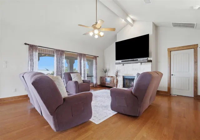 3rd image of 700 Augusta Cir N, Lago Vista, TX 78645 | MLS# 4233335