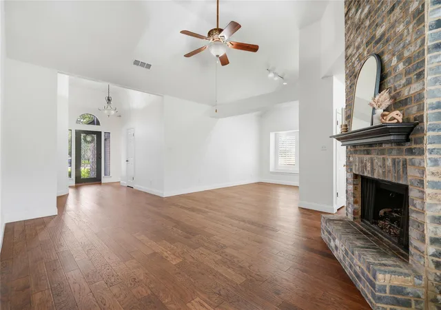 Photo 3 of Sale Pending at 6515 Sans Souci Cv, Austin, TX 78759 | MLS# 2901431 | Listing updated on 2026-10-02