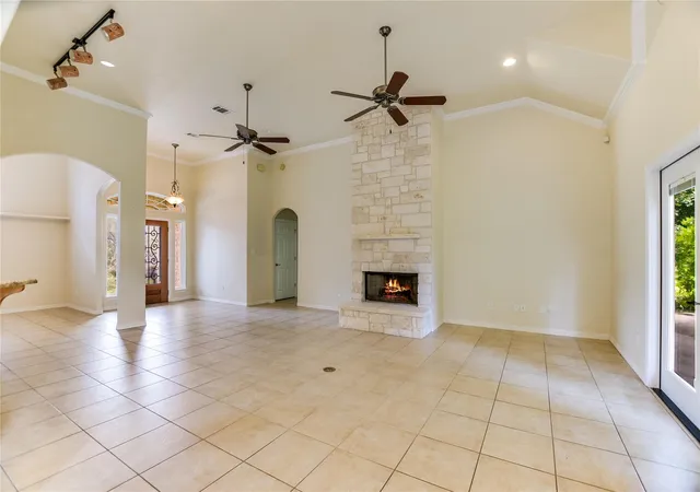 5th image of 1002 Madison Cir, Marble Falls, TX 78654 | MLS# 6065318