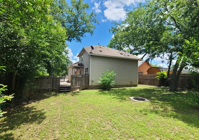Photo 4 of House for sale at 7002 Bennett Ave, Austin, TX 78752 | MLS# 9068753 | Listing updated on 2026-08-20