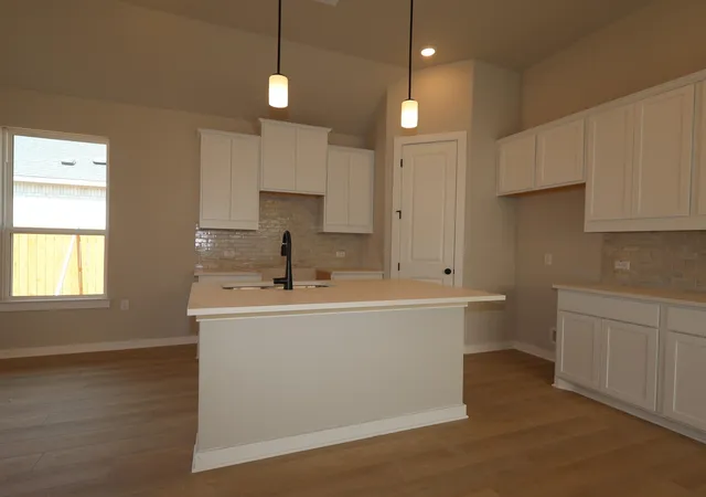 Photo 3 of Single family home for sale at 609 Clarissa St, Buda, TX 78610 | MLS# 2686860 | Listing updated on 2026-10-05