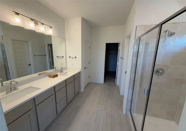 Photo 4 of Single family home for sale at 260 Mustang Bnd, Kyle, TX 78640 | MLS# 4165680 | Listing updated on 2026-10-07