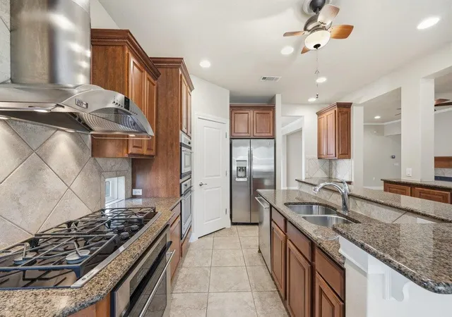 Photo 4 of Single family home for sale at 207 Breezeway Ln, Georgetown, TX 78633 | MLS# 1451858 | Listing updated on 2026-08-21