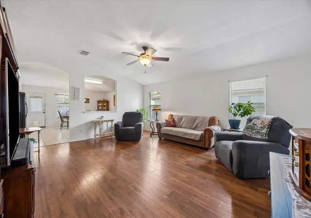 Photo 3 of Single family home for sale at 116 Quail Holw Dr, Hutto, TX 78634 | MLS# 9493967 | Listing updated on 2026-08-16