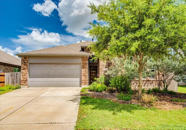 Photo 3 of Single family home for sale at 3113 Brand Iron Dr, San Marcos, TX 78666 | MLS# 4683039 | Listing updated on 2026-09-30
