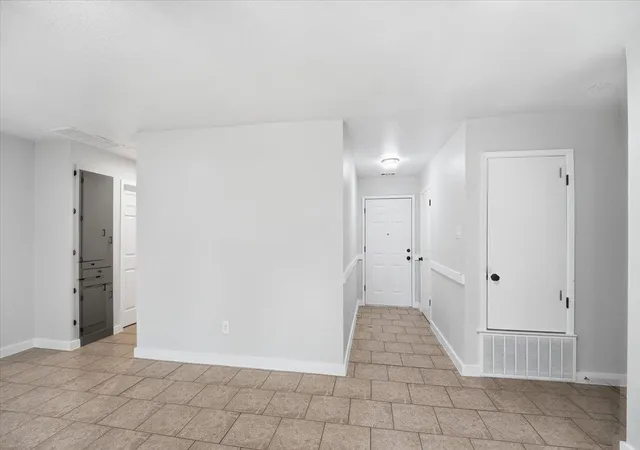 Photo 3 of Sale Pending at 302 Shadow Bnd Cv, Austin, TX 78745 | MLS# 3829114 | Listing updated on 2026-10-06