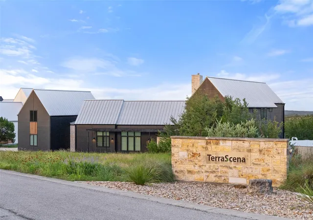 12th image of 32000 Mirela Ann Rd, Dripping Springs, TX 78620 | MLS# 7357395
