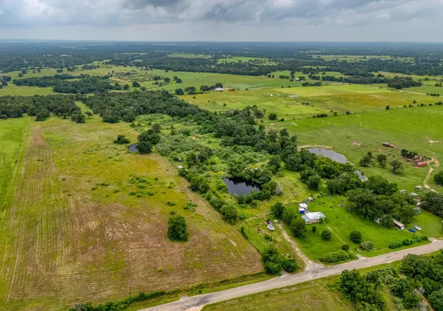 6th image of 2300 County Road 475, Thrall, TX 76578 | MLS# 4191986