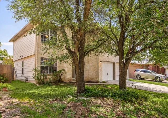Photo 3 of Sale Pending at 12033 Kilmartin Ln, Austin, TX 78754 | MLS# 6438989 | Listing updated on 2026-08-03