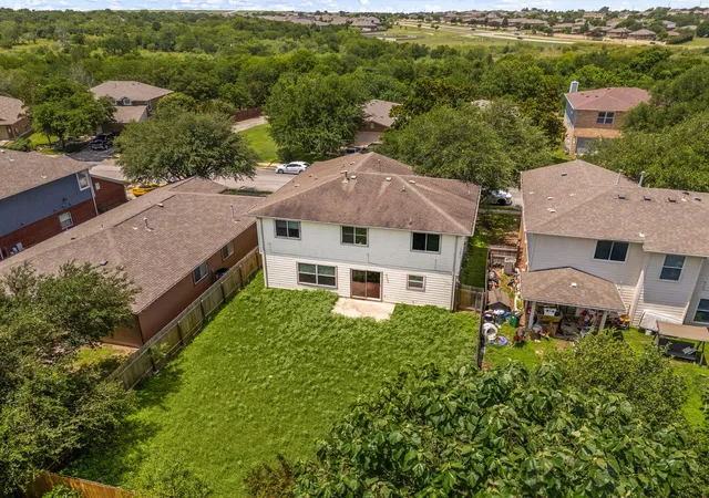 Photo 4 of Sale Pending at 12033 Kilmartin Ln, Austin, TX 78754 | MLS# 6438989 | Listing updated on 2026-08-03
