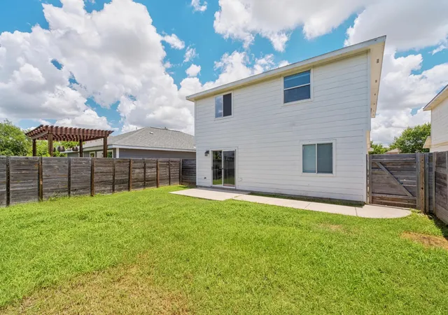 Photo 21 of Single family home for sale at 1428 Poppy Seed Ln, Austin, TX 78741 | MLS# 5187974 | Listing updated on 2026-08-12