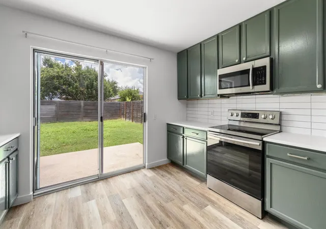 Photo 2 of Single family home for sale at 1428 Poppy Seed Ln, Austin, TX 78741 | MLS# 5187974 | Listing updated on 2026-08-12