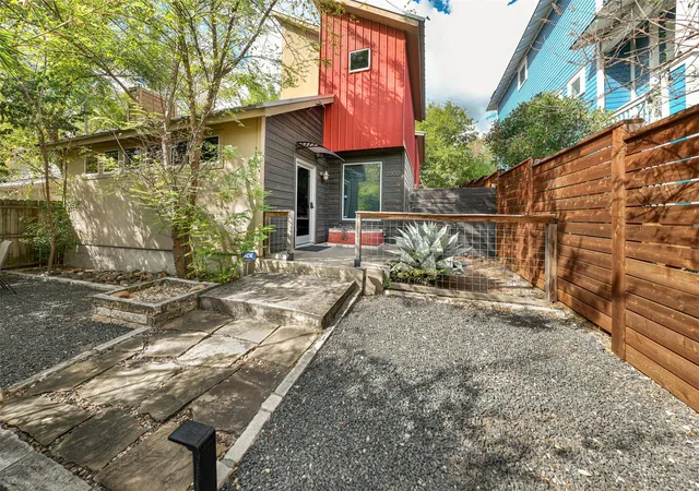 Photo 2 of Single family home for sale at 2302 E 9th Street, Austin, TX 78702 | MLS# 8286019 | Listing updated on 2026-10-13