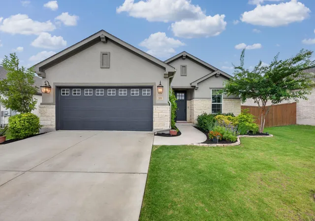1st image of 509 Climbing Rock Loop, Dripping Springs, TX 78620 | MLS# 3098274
