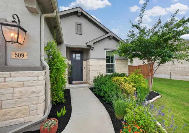 2nd image of 509 Climbing Rock Loop, Dripping Springs, TX 78620 | MLS# 3098274