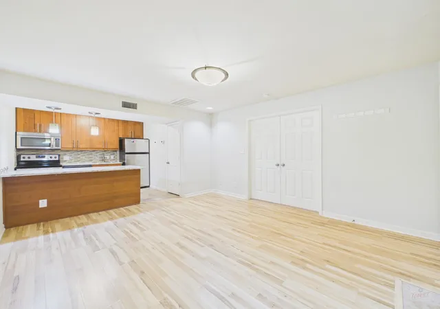 3rd image of 7685 Northcross Dr #921, Austin, TX 78757 | MLS# 7485444