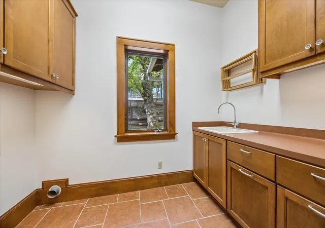 27th image of 2501 Stratford Dr, Austin, TX 78746 | MLS# 5122631