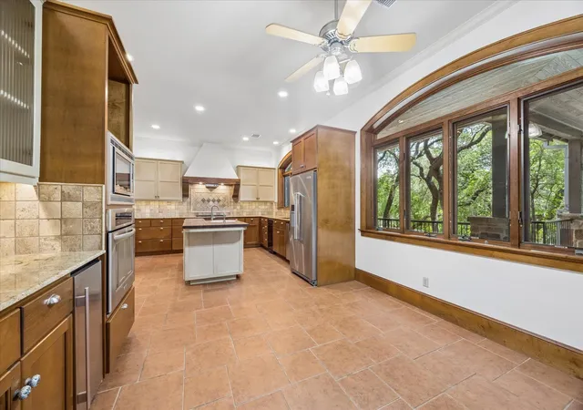5th image of 2501 Stratford Dr, Austin, TX 78746 | MLS# 5122631