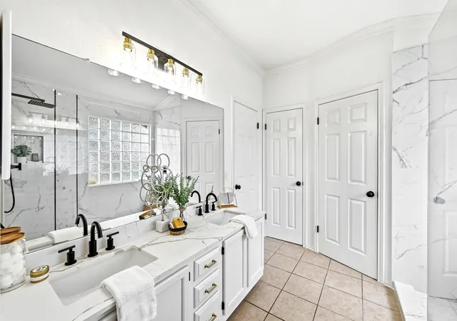 Photo 3 of Single family home for sale at 15525 Ozone Pl, Austin, TX 78728 | MLS# 2424400 | Listing updated on 2026-09-15