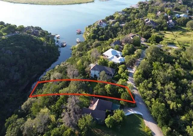Homes for sale in Spicewood, TX | 19 Hummingbird Wy, Spicewood, TX 78669 | MLS# 3466683